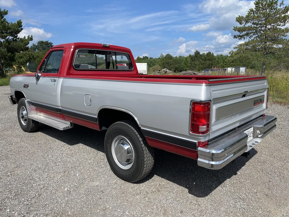 1990 Dodge Ram 1st Gen - Image 5 of 31