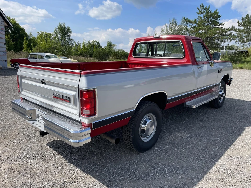 1990 Dodge Ram 1st Gen - Image 9 of 31