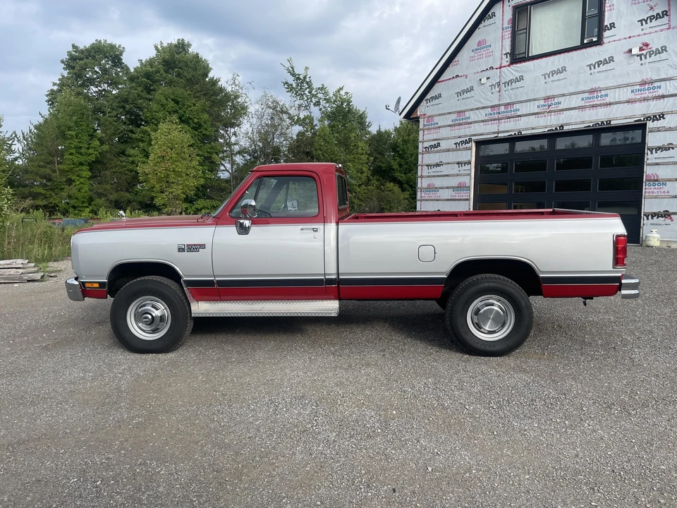 1990 Dodge Ram 1st Gen - Image 4 of 31