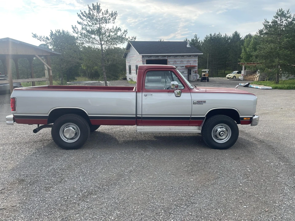 1990 Dodge Ram 1st Gen - Image 10 of 31