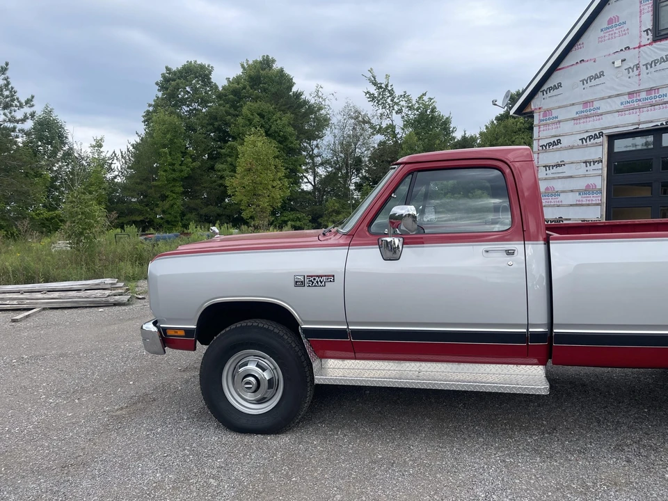 1990 Dodge Ram 1st Gen - Image 18 of 31