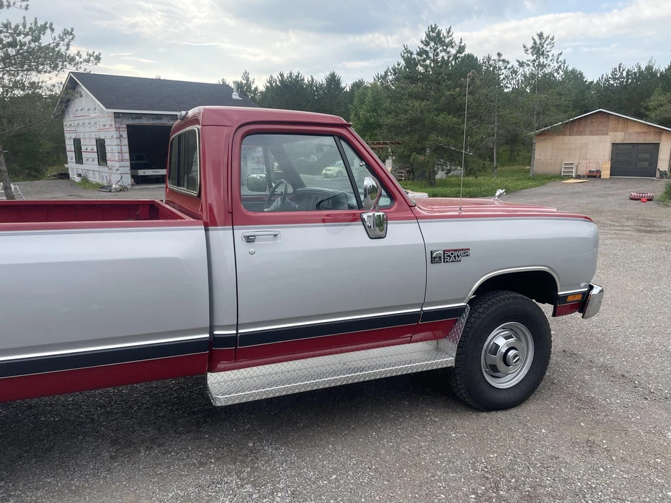 1990 Dodge Ram 1st Gen - Image 17 of 31