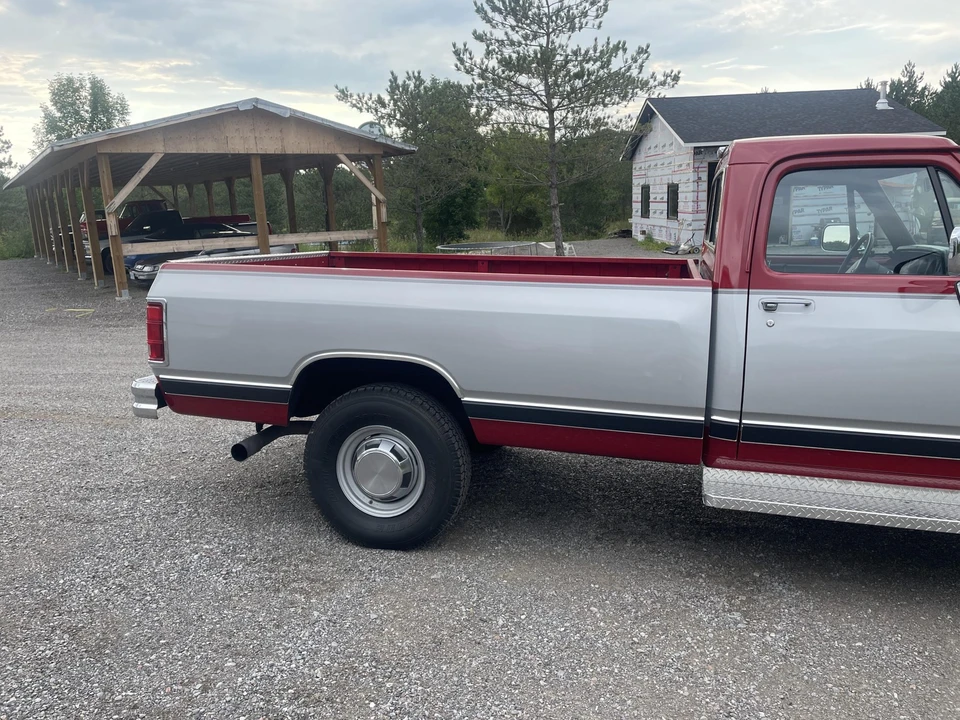1990 Dodge Ram 1st Gen - Image 16 of 31
