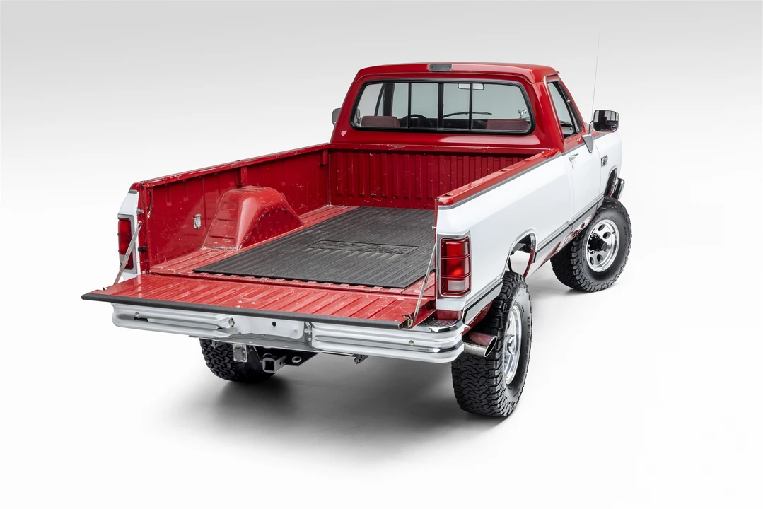 1990 Dodge Ram 1st Gen - Image 16 of 31
