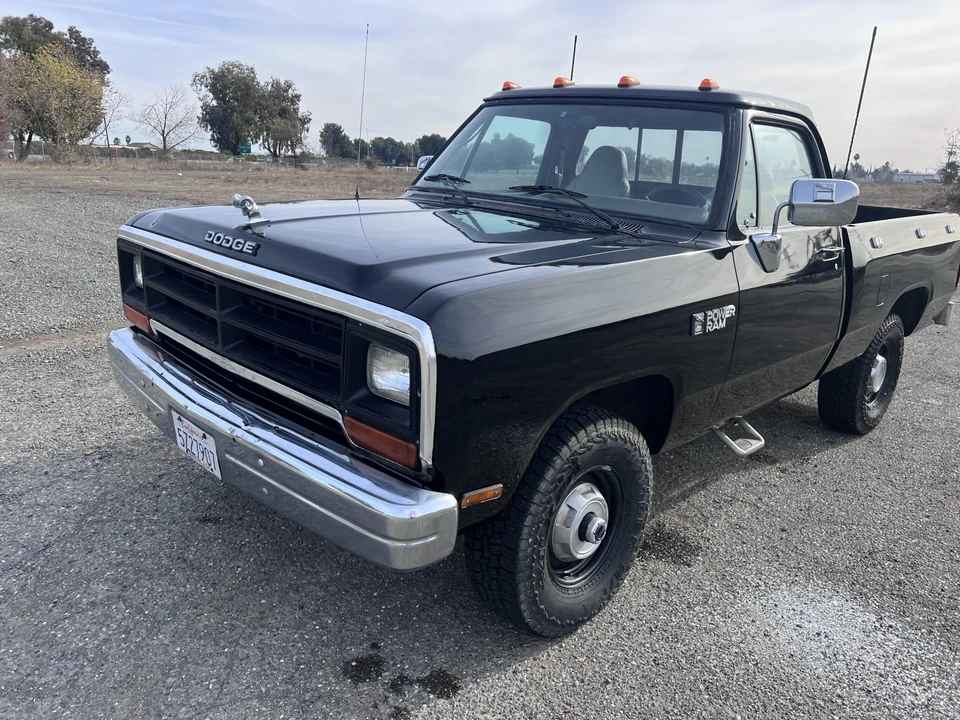 1990 Dodge Ram 1st Gen - Image 19 of 31