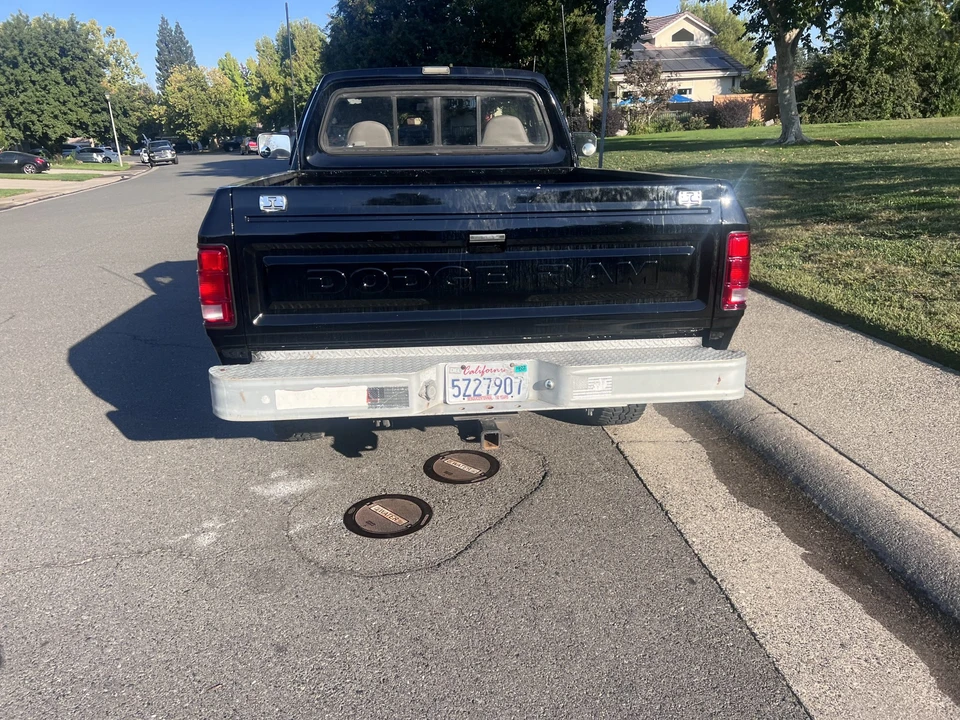 1990 Dodge Ram 1st Gen - Image 7 of 31