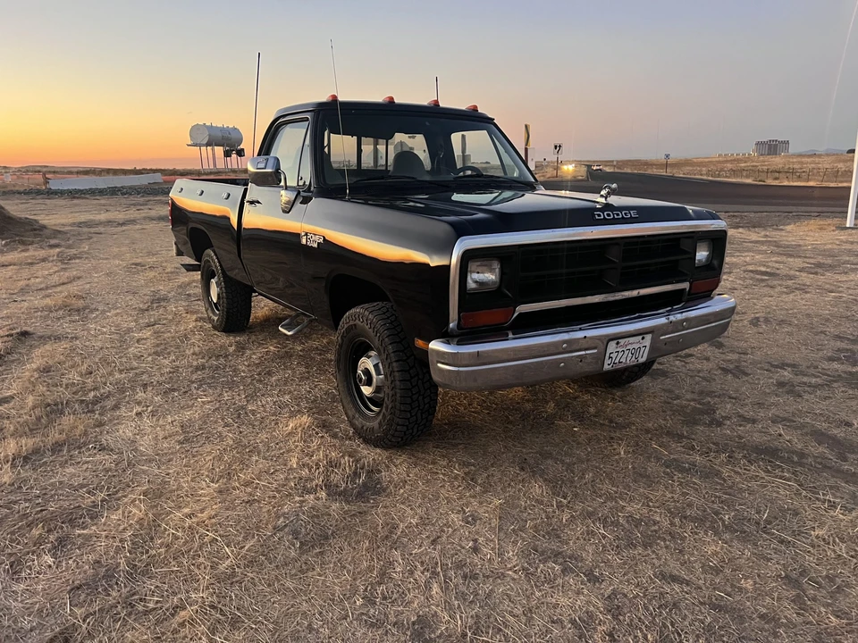 1990 Dodge Ram 1st Gen - Image 17 of 31
