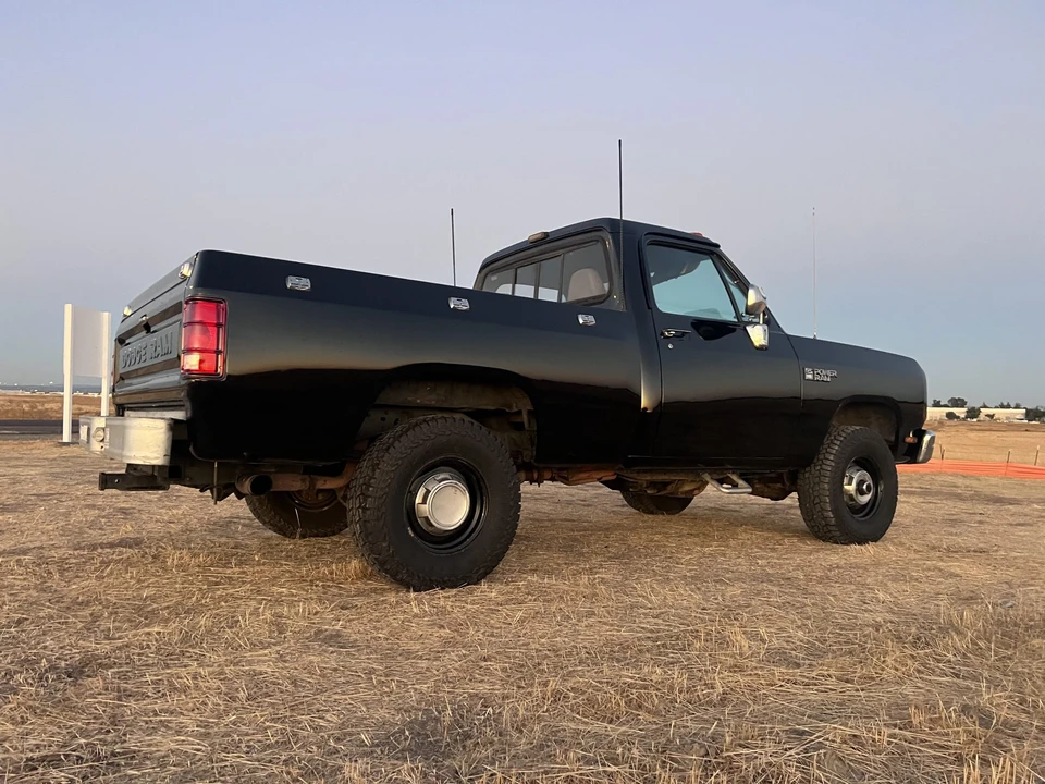 1990 Dodge Ram 1st Gen - Image 13 of 31