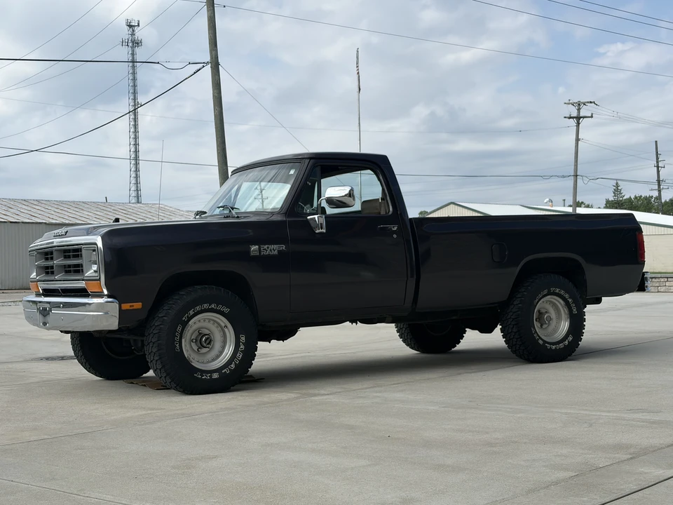 1990 Dodge Ram 1st Gen - Image 8 of 31