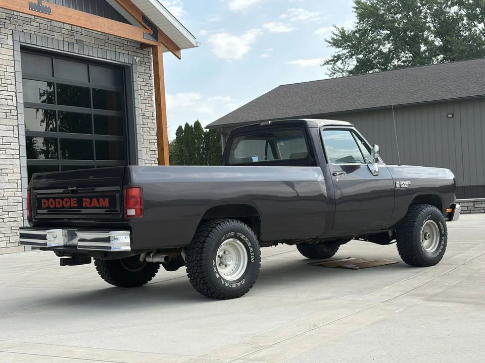 1990 Dodge Ram 1st Gen - Image 14 of 31