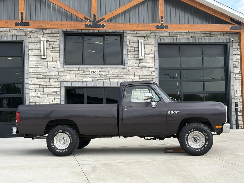 1990 Dodge Ram 1st Gen - Image 15 of 31