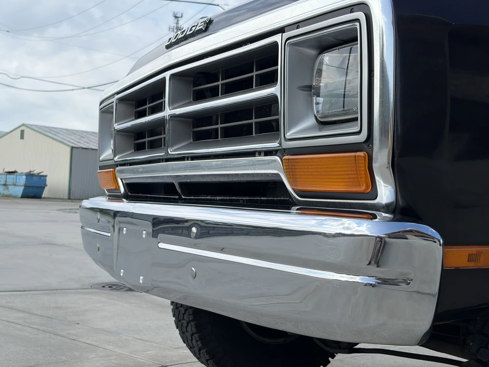 1990 Dodge Ram 1st Gen - Image 23 of 31