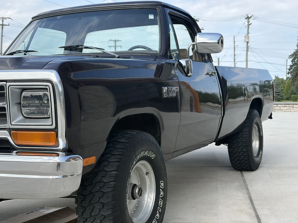 1990 Dodge Ram 1st Gen - Image 24 of 31