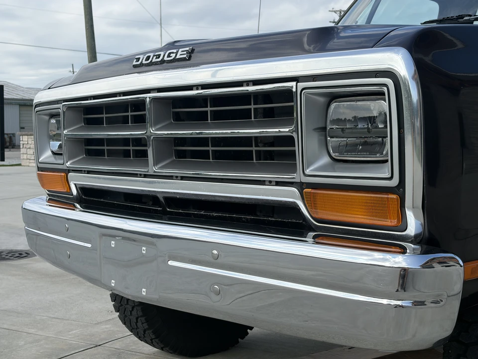 1990 Dodge Ram 1st Gen - Image 22 of 31