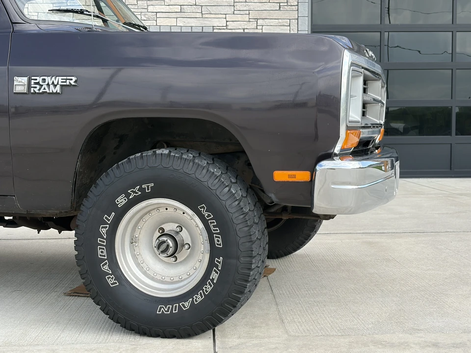 1990 Dodge Ram 1st Gen - Image 19 of 31