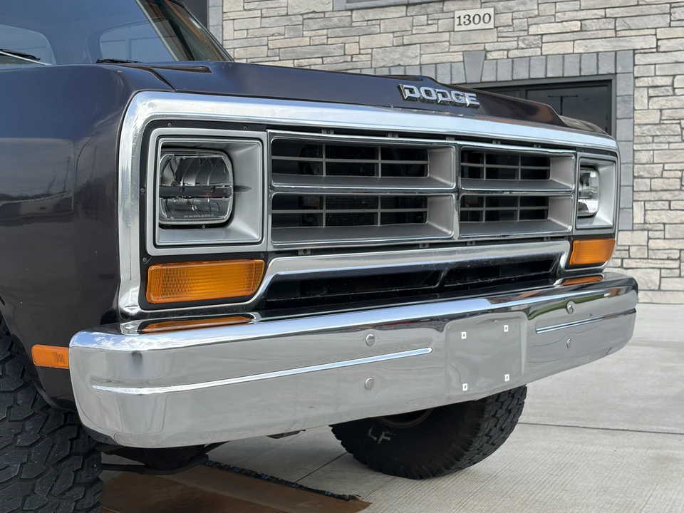 1990 Dodge Ram 1st Gen - Image 21 of 31
