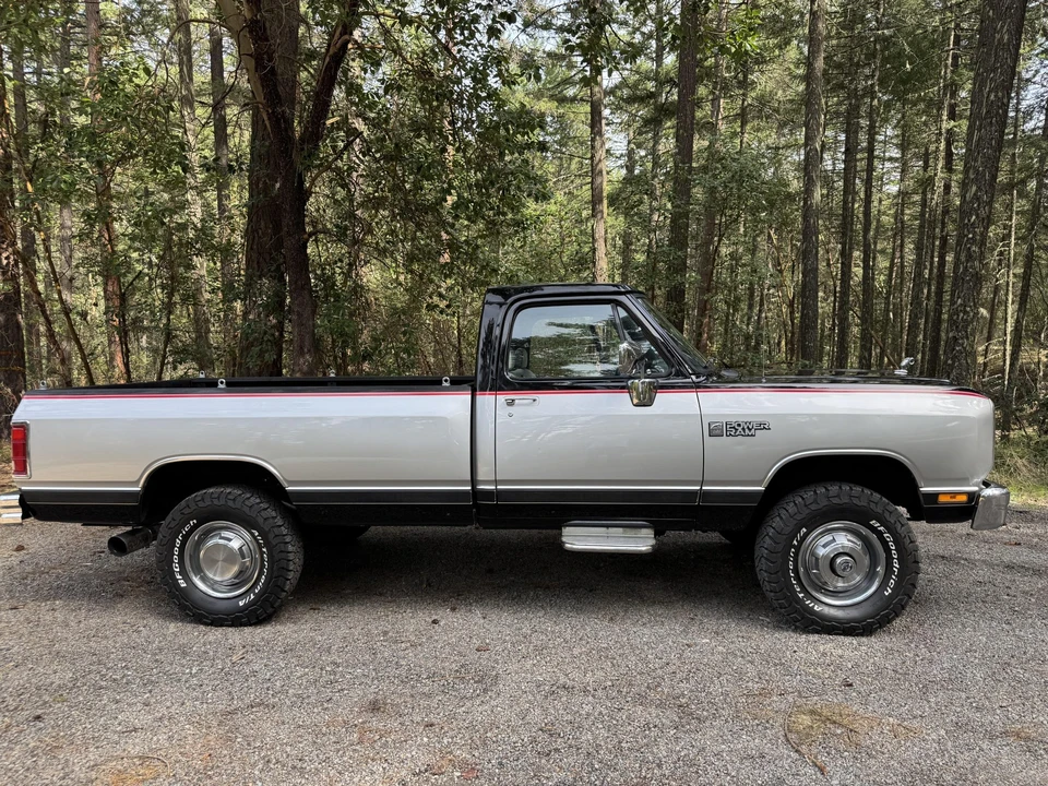 1990 Dodge Ram 1st Gen - Image 18 of 31