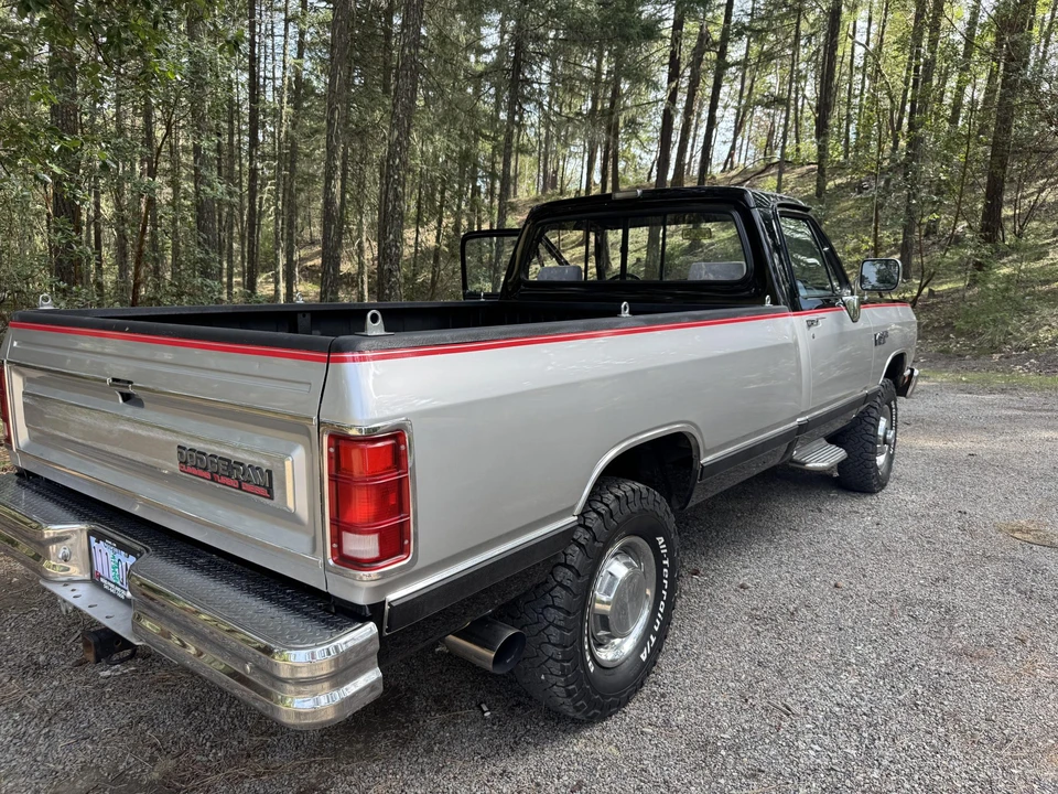 1990 Dodge Ram 1st Gen - Image 30 of 31