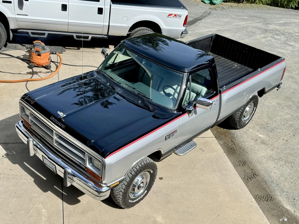 1990 Dodge Ram 1st Gen - Image 26 of 31