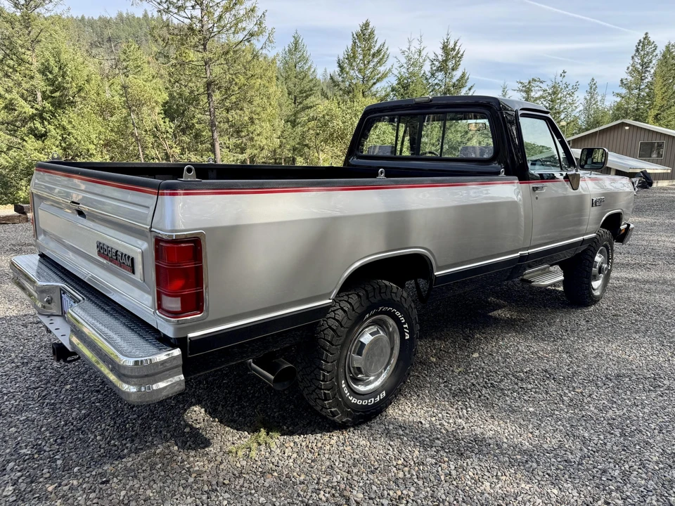 1990 Dodge Ram 1st Gen - Image 16 of 31