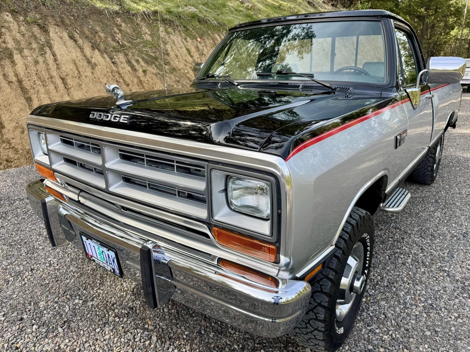 1990 Dodge Ram 1st Gen - Image 2 of 31