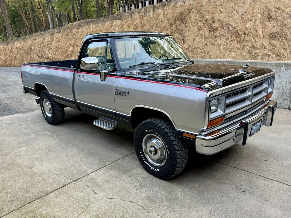 1990 Dodge Ram 1st Gen - Image 20 of 31