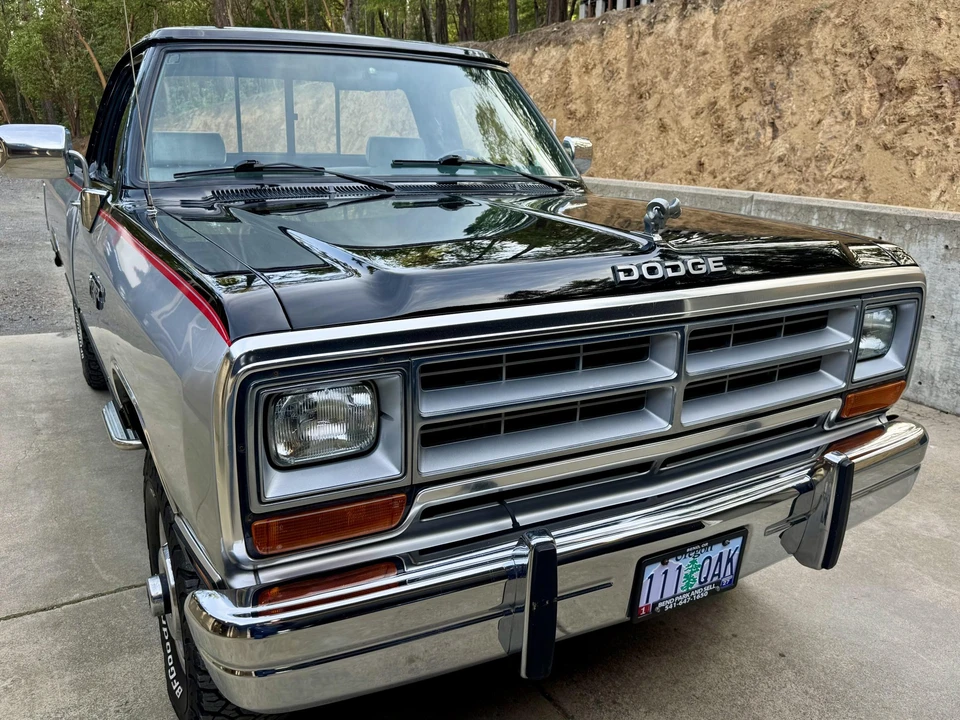 1990 Dodge Ram 1st Gen - Image 24 of 31