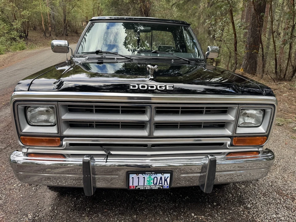 1990 Dodge Ram 1st Gen - Image 25 of 31