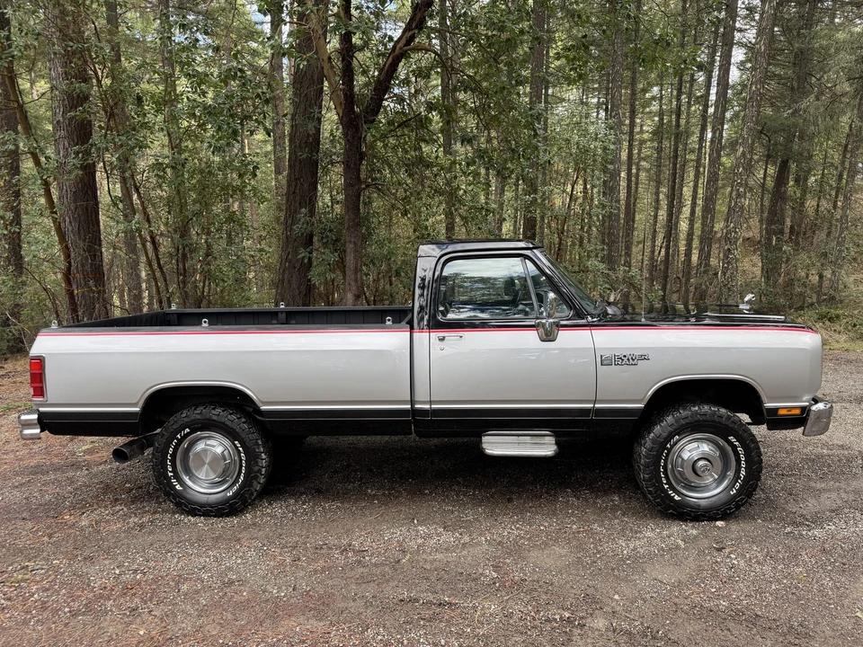 1990 Dodge Ram 1st Gen - Image 17 of 31