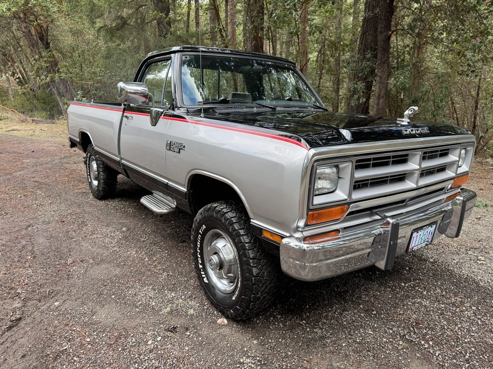 1990 Dodge Ram 1st Gen - Image 21 of 31