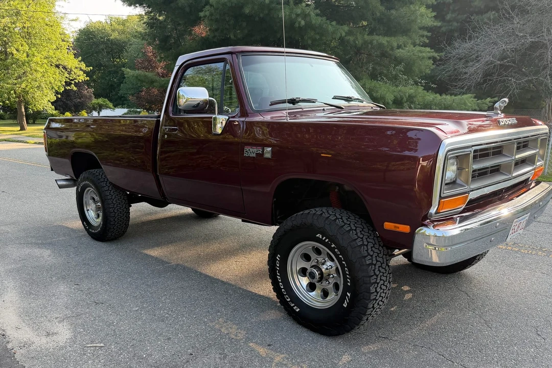 1990 Dodge Ram 1st Gen - Image 19 of 31