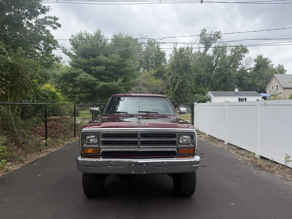 1990 Dodge Ram 1st Gen - Image 15 of 31
