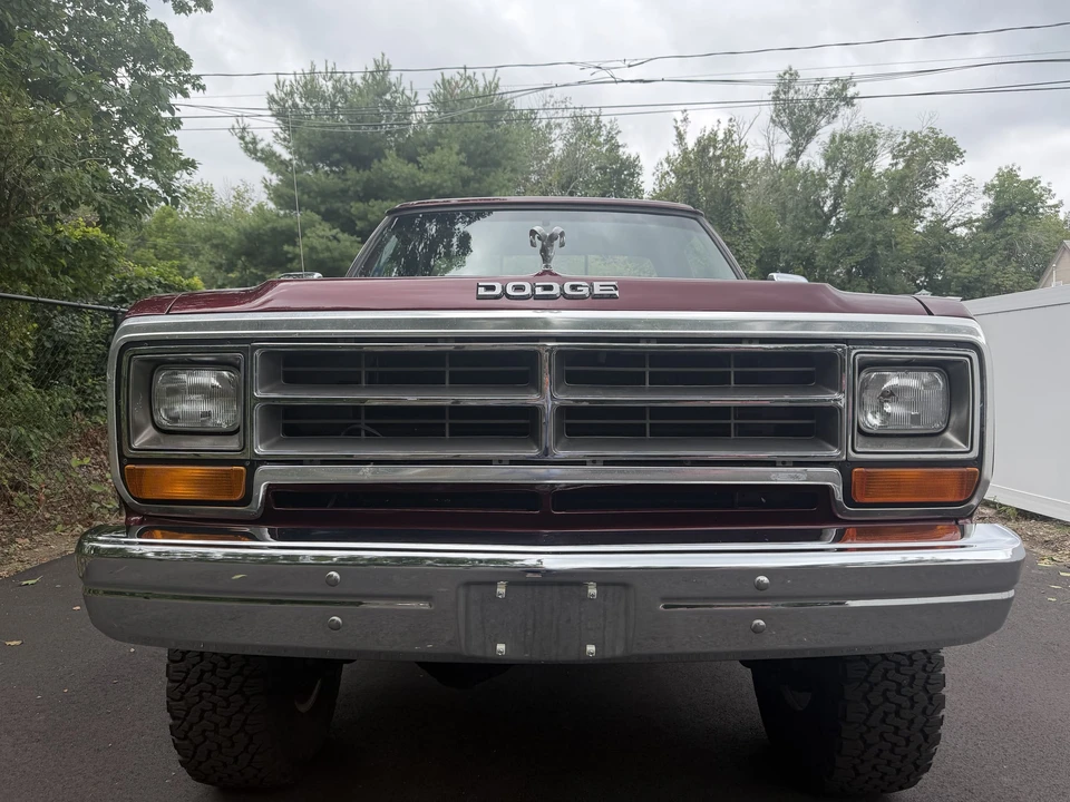 1990 Dodge Ram 1st Gen - Image 16 of 31