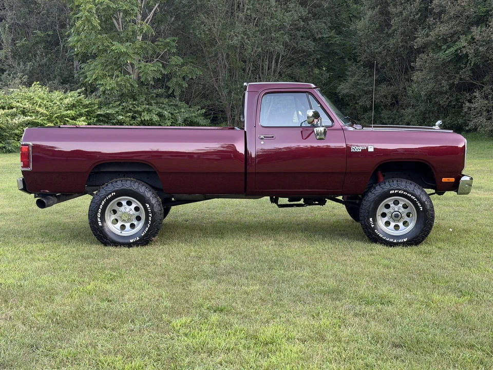 1990 Dodge Ram 1st Gen - Image 12 of 31