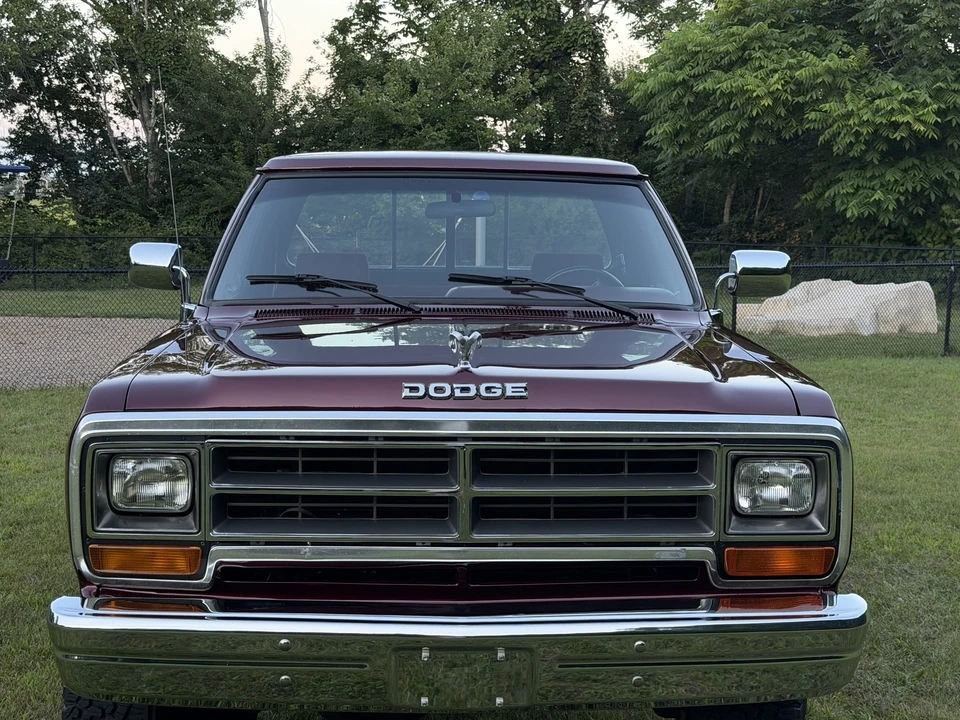 1990 Dodge Ram 1st Gen - Image 13 of 31