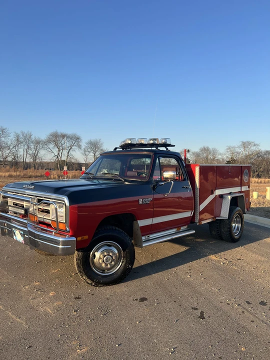1990 Dodge Ram 1st Gen - Image 2 of 31