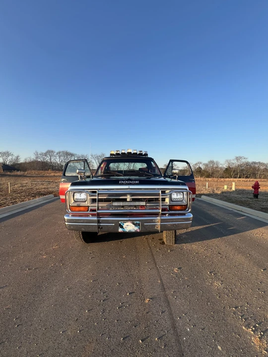 1990 Dodge Ram 1st Gen - Image 10 of 31