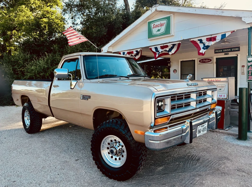 1990 Dodge Ram 1st Gen - Image 20 of 31