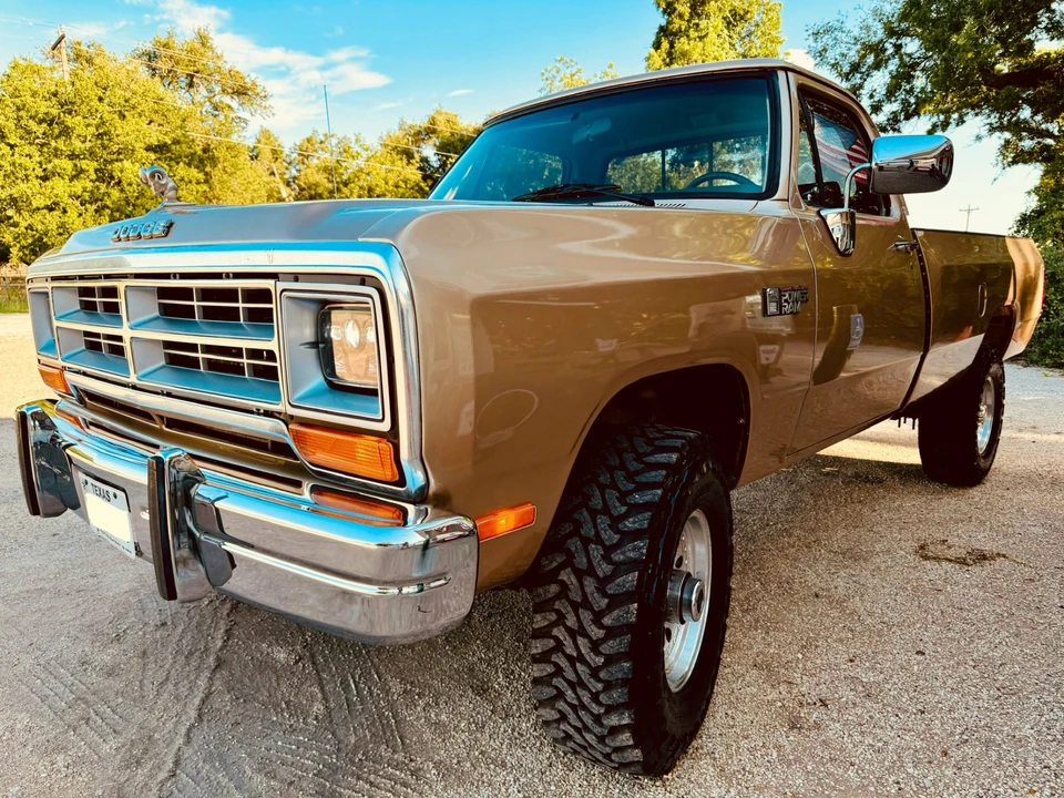 1990 Dodge Ram 1st Gen - Image 3 of 31