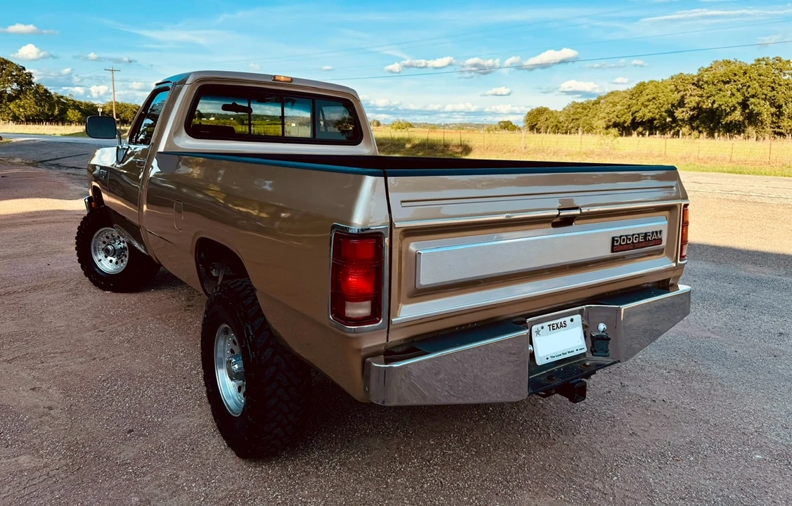 1990 Dodge Ram 1st Gen - Image 11 of 31