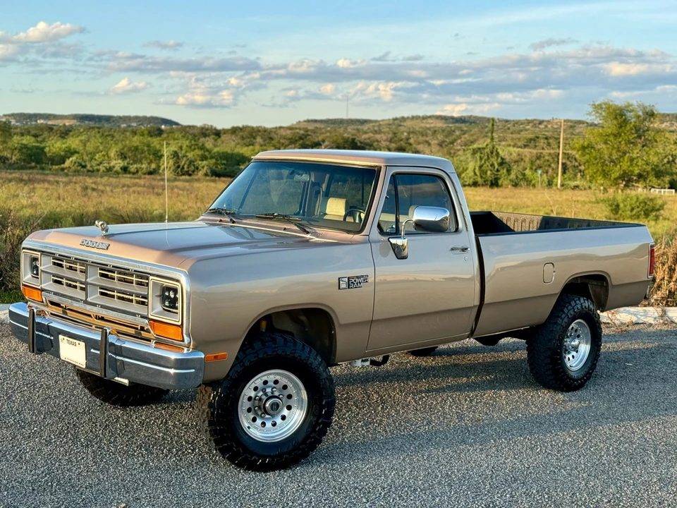 1990 Dodge Ram 1st Gen - Image 5 of 31