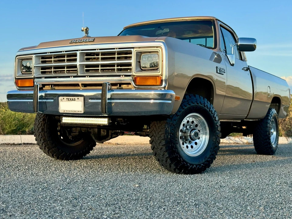1990 Dodge Ram 1st Gen - Image 2 of 31