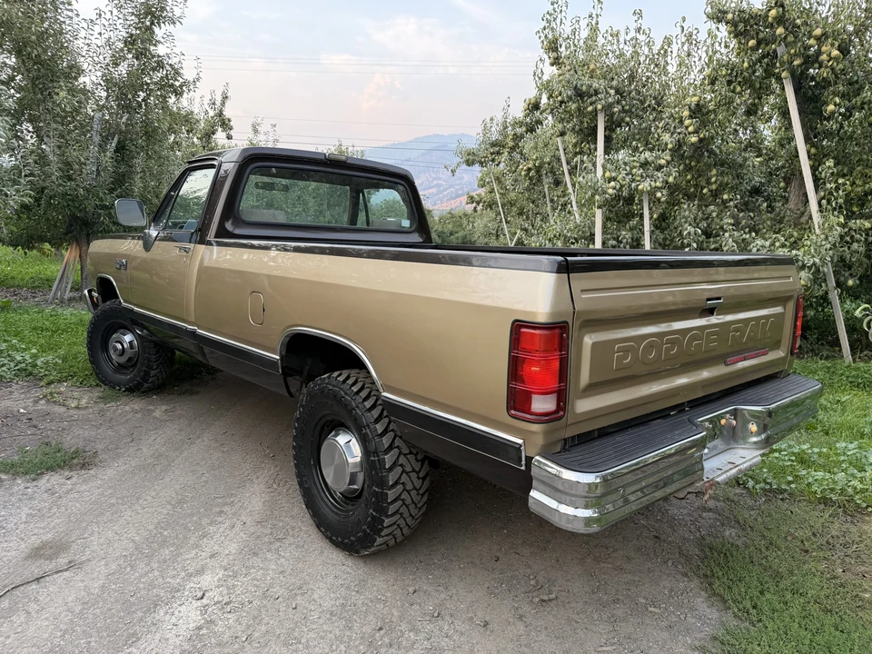 1990 Dodge Ram 1st Gen - Image 8 of 31