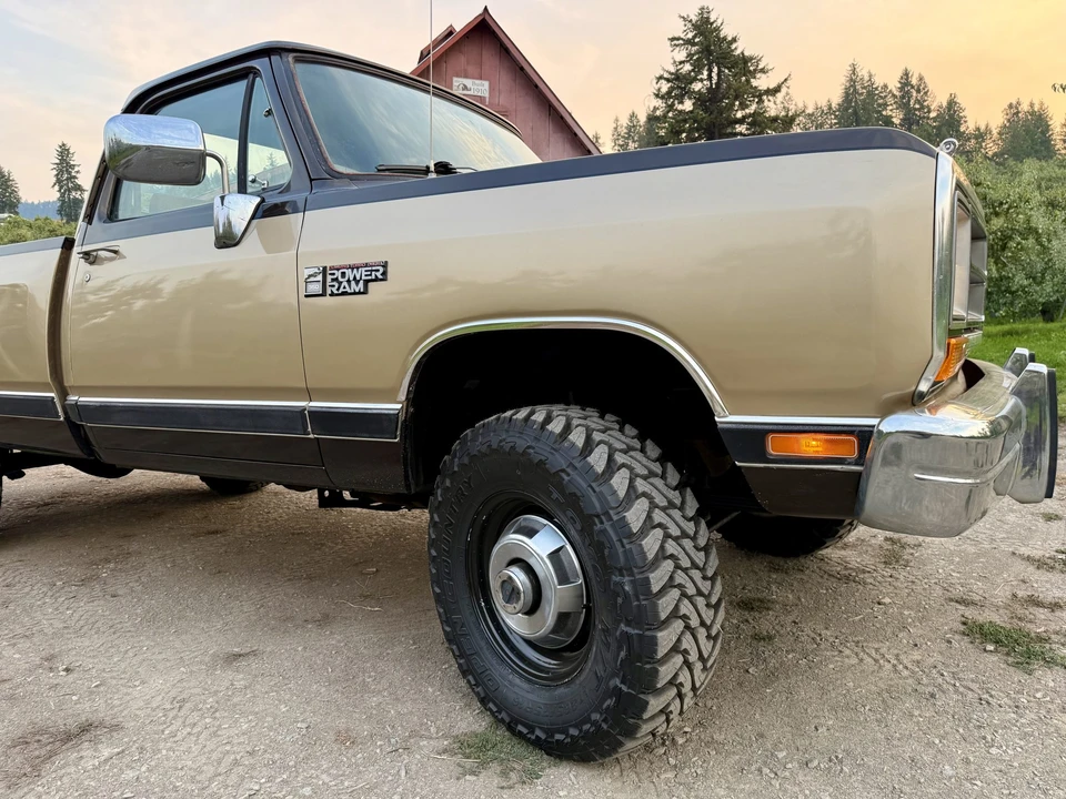 1990 Dodge Ram 1st Gen - Image 25 of 31