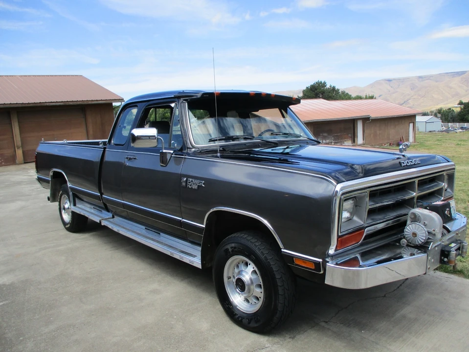 1990 Dodge Ram 1st Gen - Image 26 of 31