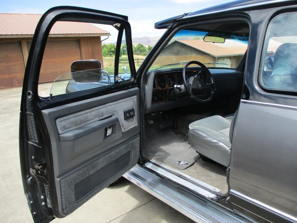 1990 Dodge Ram 1st Gen - Image 6 of 31