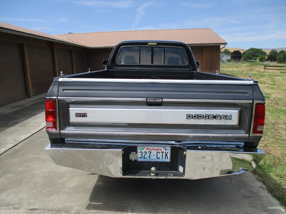 1990 Dodge Ram 1st Gen - Image 14 of 31