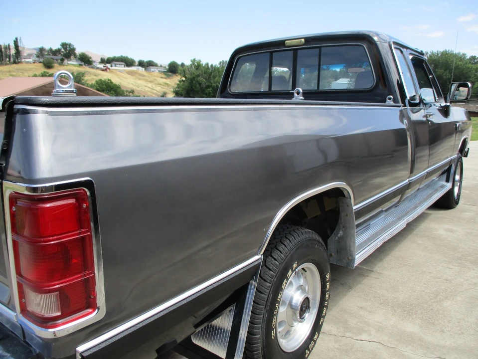 1990 Dodge Ram 1st Gen - Image 17 of 31