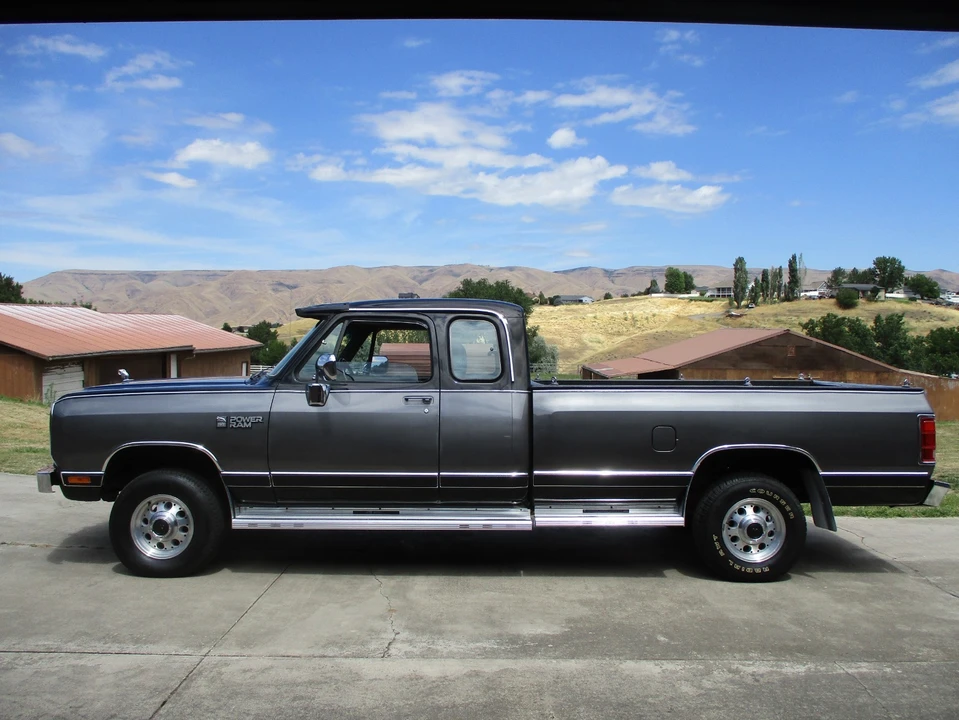 1990 Dodge Ram 1st Gen - Image 4 of 31