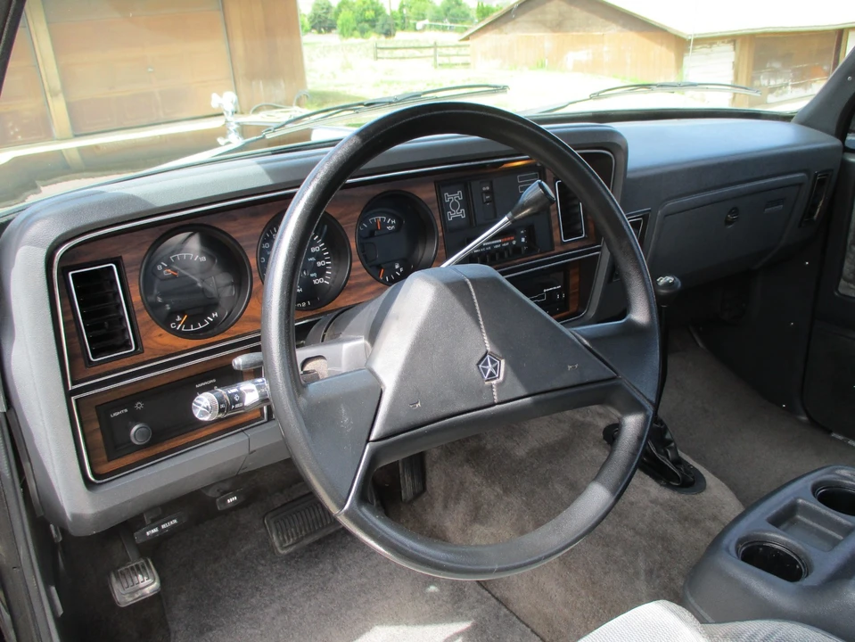 1990 Dodge Ram 1st Gen - Image 8 of 31